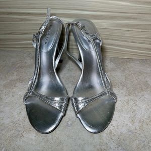 Kelly & Katie Silver Strappy Heels Size 8.5 Evening Dress Shoes